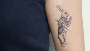 Alice i Eventyrland tatovering