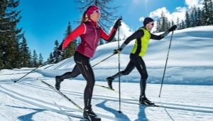 Choisir des bâtons de ski pour le mouvement classique