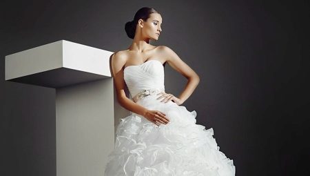 Сватбени рокли от Amour Bridal