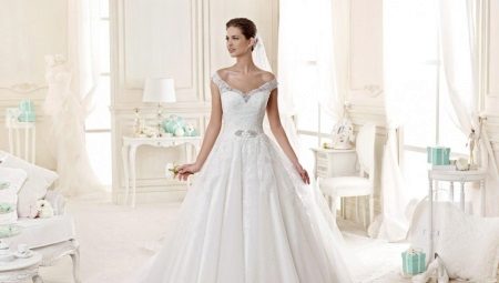 Gaun pengantin putih - klasik yang sempurna
