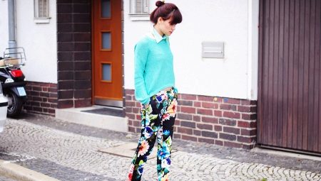 What can I wear with floral trousers?