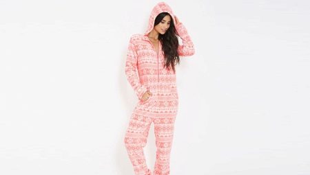 Pijama de felpa cálida para mujer