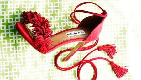 Røde sandaler