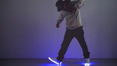 Sneakers con suola luminosa