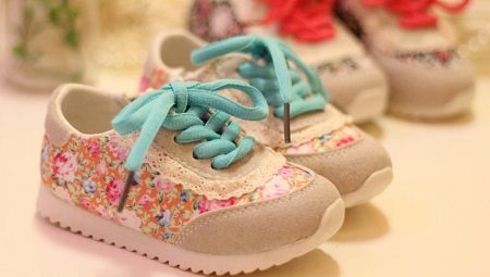 Gyerek tornacipő lányoknak