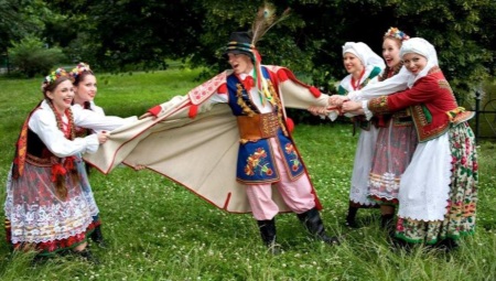Полска национална носия