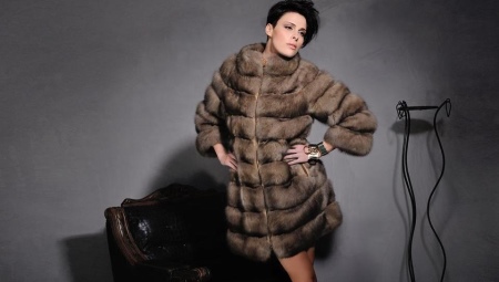 Manzari fur coats