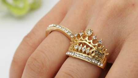 แหวนแต่งงานมงกุฎ