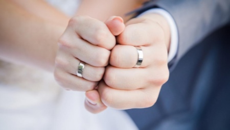 ploščati poročni prstani