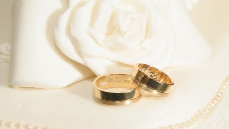 Grabado en anillos de boda
