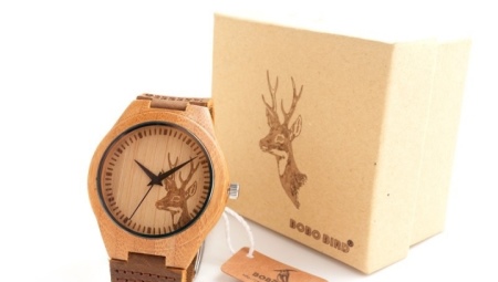 Dřevěné náramkové hodinky