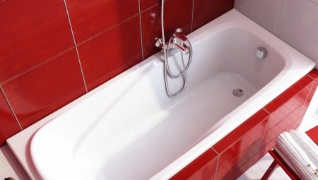 Come lavare una vasca da bagno in acrilico?