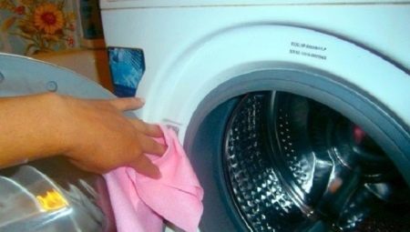 Как да почистите пералната машина от мръсотия и миризма?