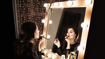 Espejos de maquillaje: tipos y reglas de selección.