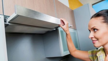 Kako očistiti kuhinjsku napu od masnoće kod kuće?