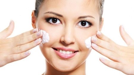 Funkcie a pravidlá na čistenie tváre aspirínom doma