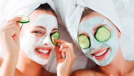 Yaşlanma karşıtı yüz maskeleri yapmanın ve kullanmanın sırları