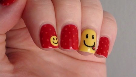Ideas para un hermoso diseño de uñas con emoticonos.