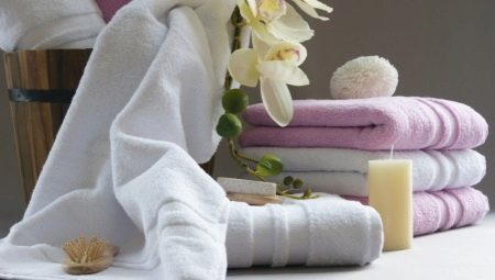 Hvordan gjøre frottéhåndklær myke og luftige etter vask?