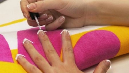 Como fazer uma manicure francesa em casa?