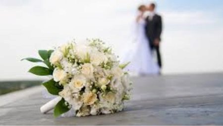 Chi dovrebbe comprare il bouquet da sposa?