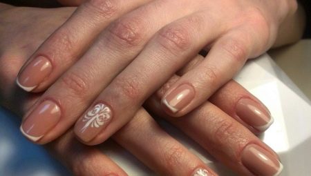 Naakt manicure: ontwerpgeheimen en mode-ideeën