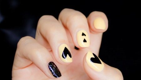 Options and methods for creating a manicure with hearts