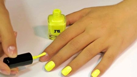 Žuta manikura: zanimljive ideje i modni trendovi