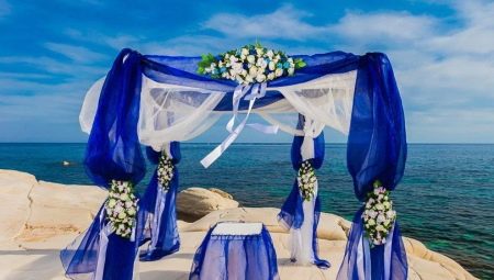 Làm thế nào để trang trí một đám cưới với màu xanh?