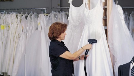 How to properly steam and iron a wedding dress at home?
