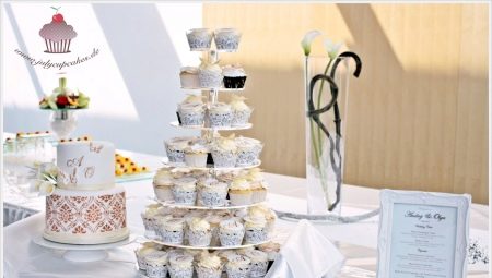 Cupcakes para um casamento: características, design e apresentação