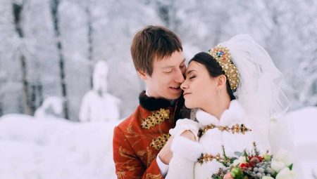 Ciri-ciri reka bentuk dan kelakuan perkahwinan dalam gaya Rusia
