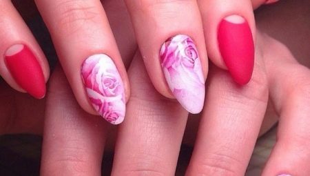 Rosas en las uñas: estilos de diseño y tendencias de moda.