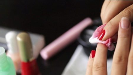 ¿Cómo se puede borrar el esmalte de uñas si no hay líquido quitamanchas?