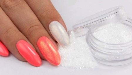Come applicare correttamente i glitter allo smalto gel?