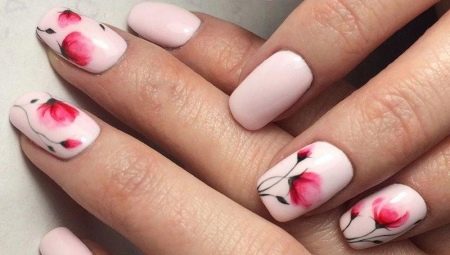 Manicure with flowers: design ideas and technique