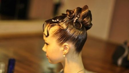 Gaya rambut untuk kanak-kanak perempuan untuk tarian ballroom