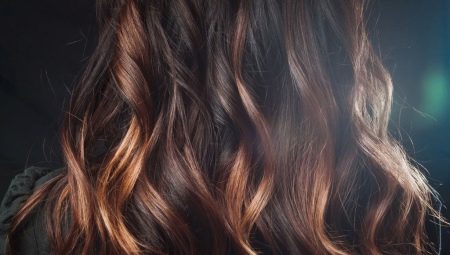 Bronzare pentru părul închis la culoare: caracteristici și tehnică