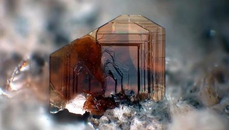 Biotite: quali proprietà differisce e come può essere utilizzata la pietra?