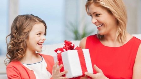 Cosa regalare a tua figlia per il suo compleanno?
