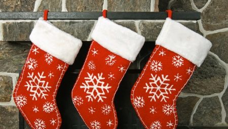 Novoročné ponožky na darčeky: ako si vybrať a ako to urobiť sami?