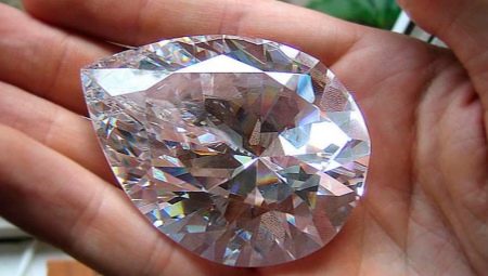 Największy diament na świecie: historia diamentu Cullinan