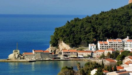 Totul despre Petrovac din Muntenegru