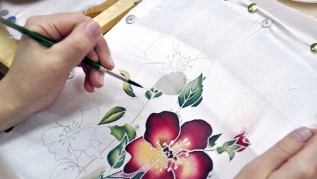 Batik: kaj je to, zgodovina in vrste slikanja na tkanini