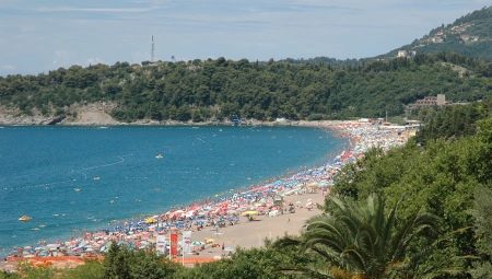 Czarnogóra w sierpniu: pogoda i odpoczynek