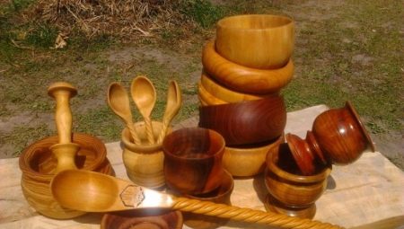 Làm thế nào để làm đồ dùng bằng gỗ bằng tay của riêng bạn?