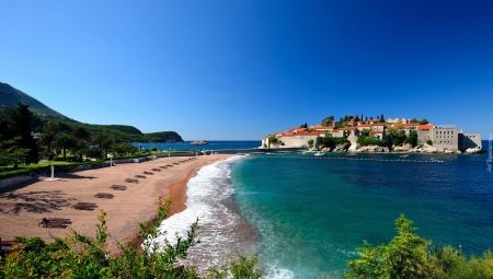 Estâncias de Montenegro com praias de areia