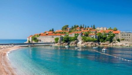 Percutian di Becici (Montenegro): tarikan, masakan, cuaca dan penginapan bermalam