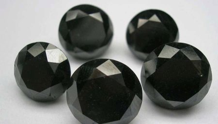 Typer och användningsområden för svarta stenar