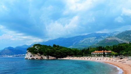 كل شيء عن البحر في الجبل الأسود